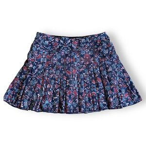 ASIA NAVY BLUE FLORAL PLEATED TENNIS, PICKLEBALL, GOLF MINI SKORT. WOMEN’S SZ M